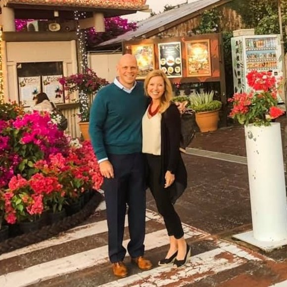 Meet your Posher, Leslie - Picture 1 of 1